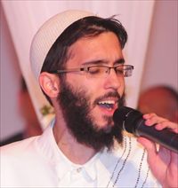 הכירו את זמר החתונות של ישראל